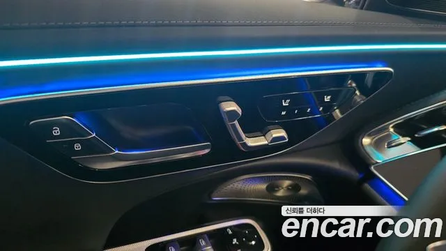 Mercedes-Benz E-Class — Фото автомобиля 9