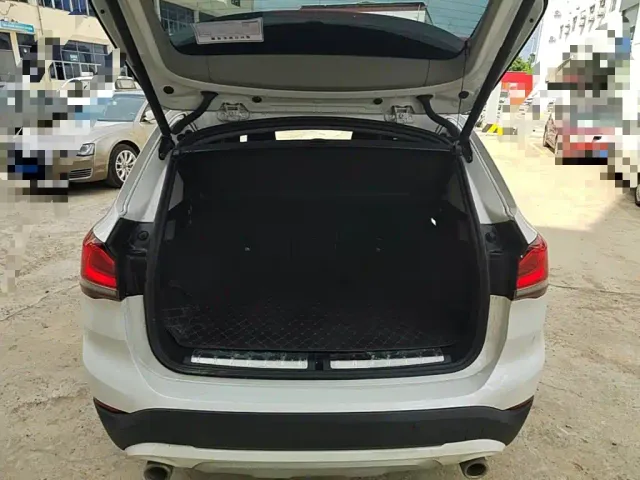 BMW X1 — Фото автомобиля 18
