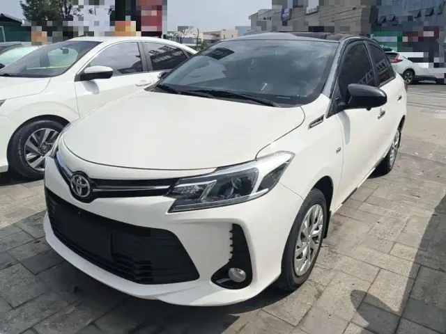 Фотография автомобиля — Toyota Vios