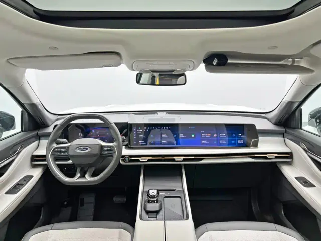Ford Edge — Фото автомобиля 24