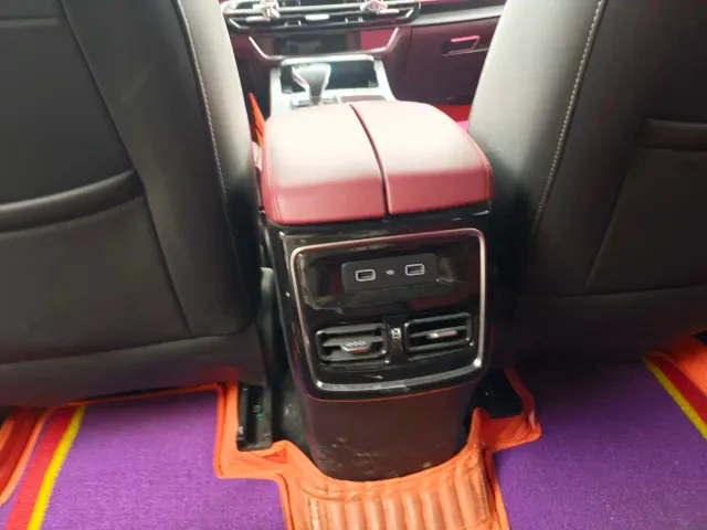 Jetour X70 Plus — Фото автомобиля 10