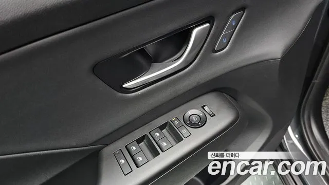 Hyundai Kona Kona (SX2) Бензин 1.6 турбо 2WD — Фото автомобиля 29
