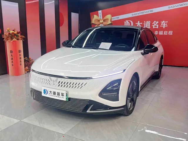 Фотография автомобиля — Wuling Starlight
