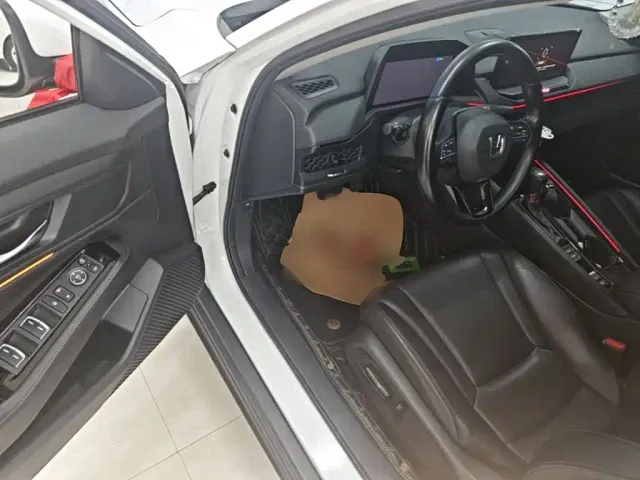 Honda Accord — Фото автомобиля 15