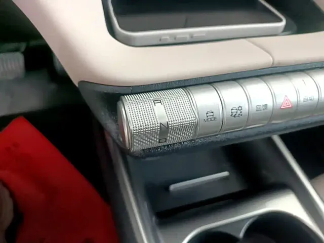 BYD Dolphin — Фото автомобиля 13