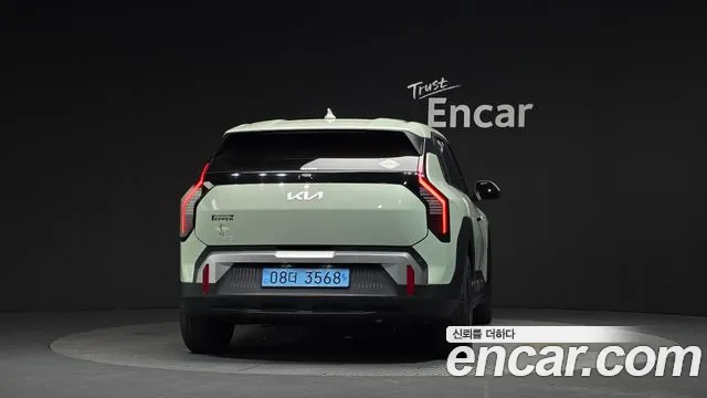 Kia EV3 Long Range 2WD — Фото автомобиля 3