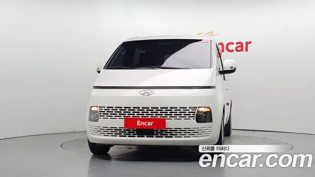 Hyundai Staria — Фото автомобиля 3