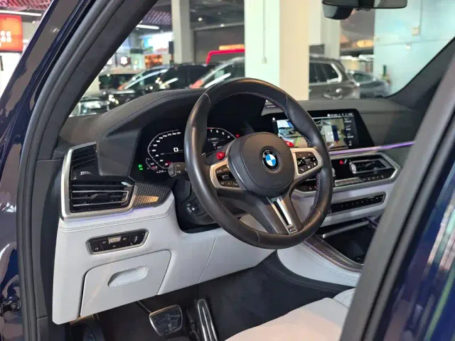 BMW X5 M — Фото автомобиля 23