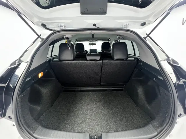 Toyota YARiS L Zhi Xuan — Фото автомобиля 15