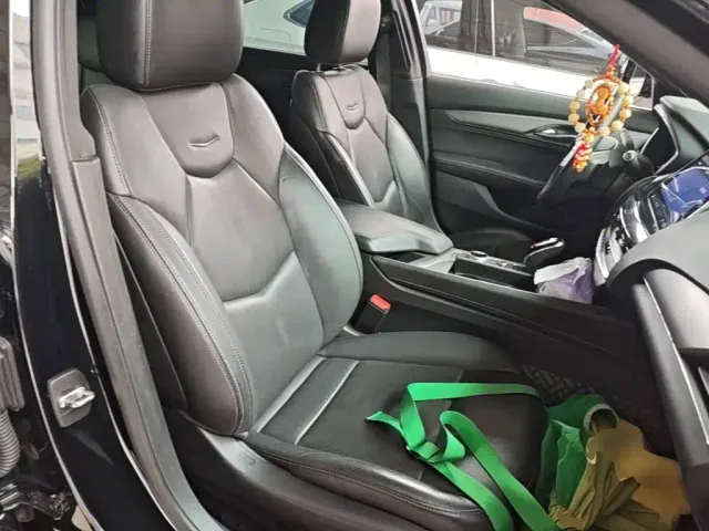 Cadillac CT5 — Фото автомобиля 24