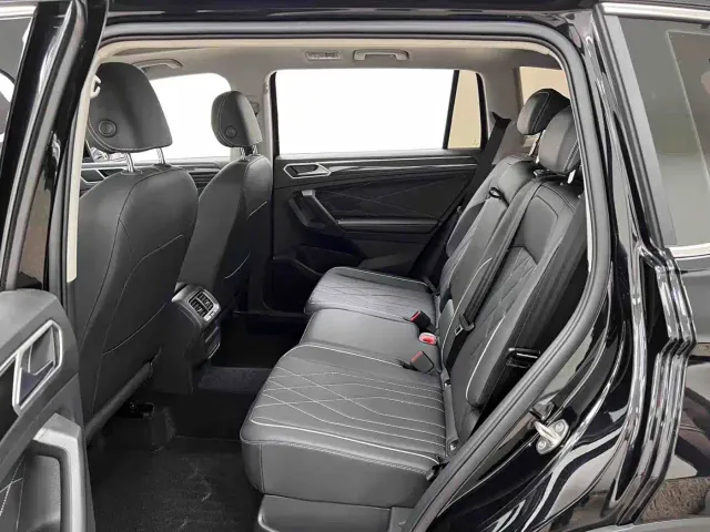 Volkswagen Tiguan L 2025 Model 300TSI Auto 2WD Dragon Edition — Фото автомобиля 10