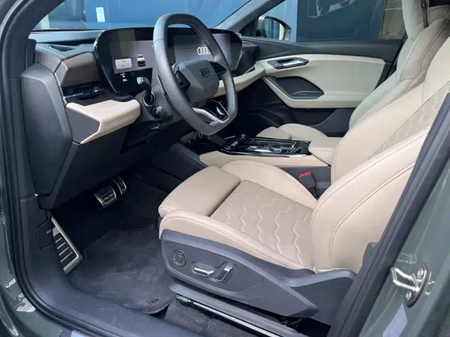 Audi Q6L e-tron — Фото автомобиля 7