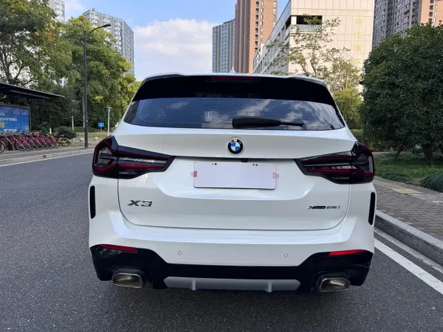 BMW X3 — Фото автомобиля 4