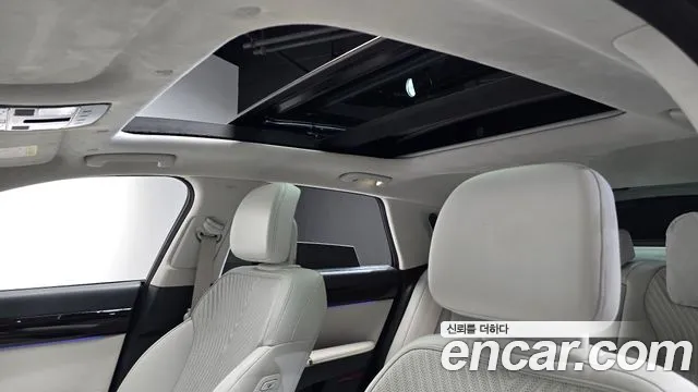 Hyundai Grandeur — Фото автомобиля 15