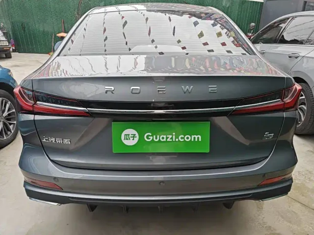 Roewe i5 — Фото автомобиля 5
