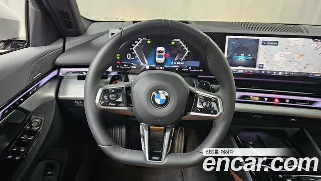 BMW 5-Series 5 серия (G60) 530i xDrive M Sport — Фото автомобиля 11