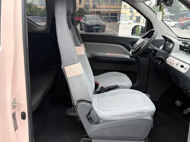 Wuling Hongguang Mini EV — Фото автомобиля 9