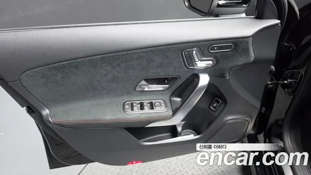 Mercedes-Benz A-Class W177 — Фото автомобиля 13