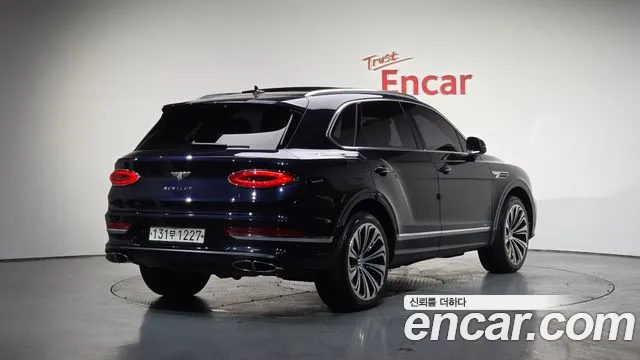 Bentley Bentayga Bentayga — Фото автомобиля 2