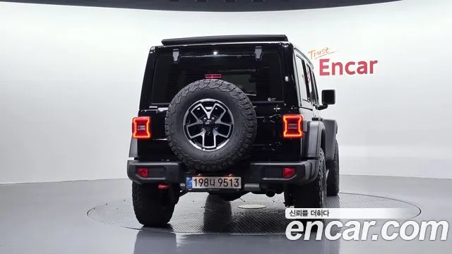 Jeep Wrangler JL — Фото автомобиля 4