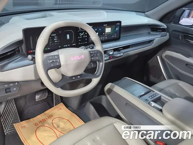 Kia EV9 — Фото автомобиля 12