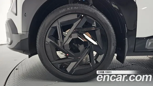 Kia Seltos — Фото автомобиля 5