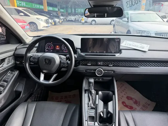 Honda Accord 2025 Model Sport Series 260TURBO Premium Edition — Фото автомобиля 5