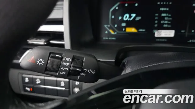 KG_Mobility_Ssangyong Musso Musso (Q300) Дизель 2.2 4WD — Фото автомобиля 29
