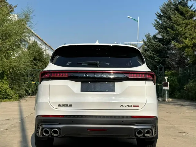 Jetour X70 Plus — Фото автомобиля 6
