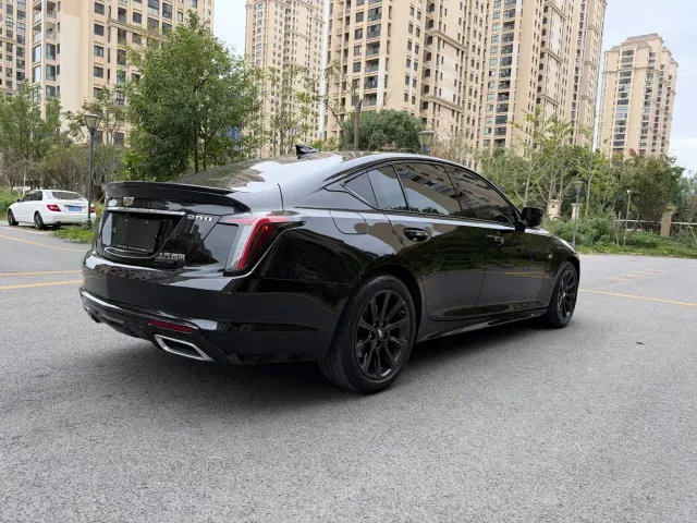 Cadillac CT5 — Фото автомобиля 4