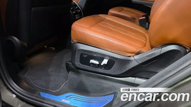 BMW X7 — Фото автомобиля 26