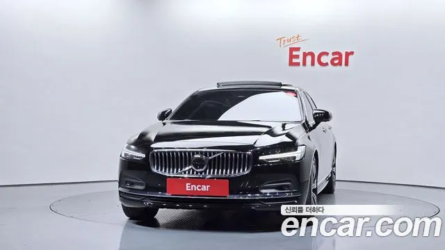 Volvo S90 — Фото автомобиля 3