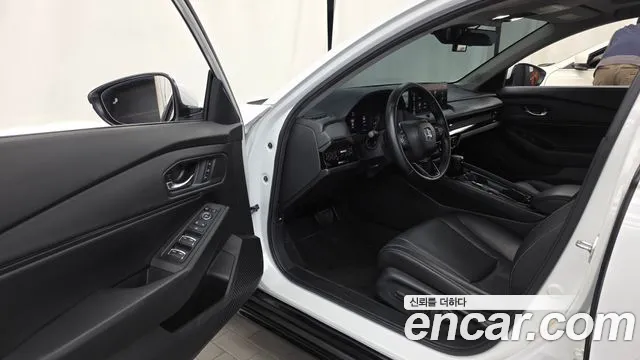 Honda Accord Generation 11 — Фото автомобиля 10