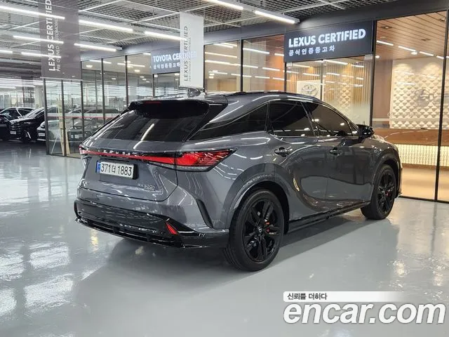 Lexus RX RX500h 5th Gen — Фото автомобиля 2