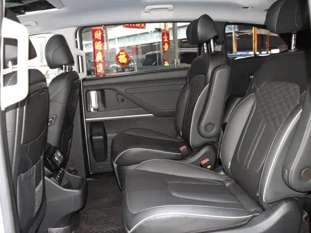 Hyundai Custo — Фото автомобиля 11