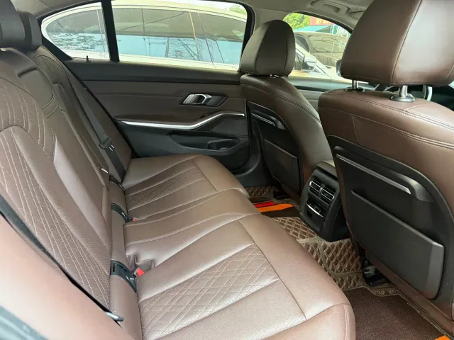 BMW 3 Series — Фото автомобиля 18