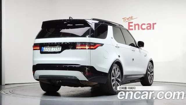 Land Rover Discovery — Фото автомобиля 2