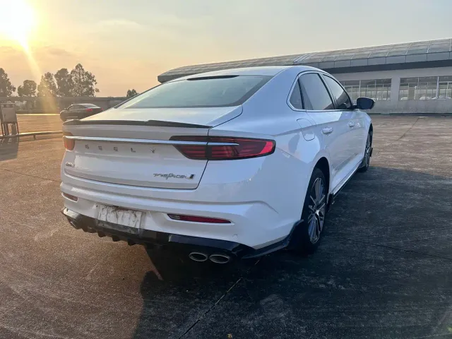 Geely Xingrui — Фото автомобиля 14