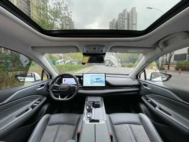 GAC Aion S Plus — Фото автомобиля 12