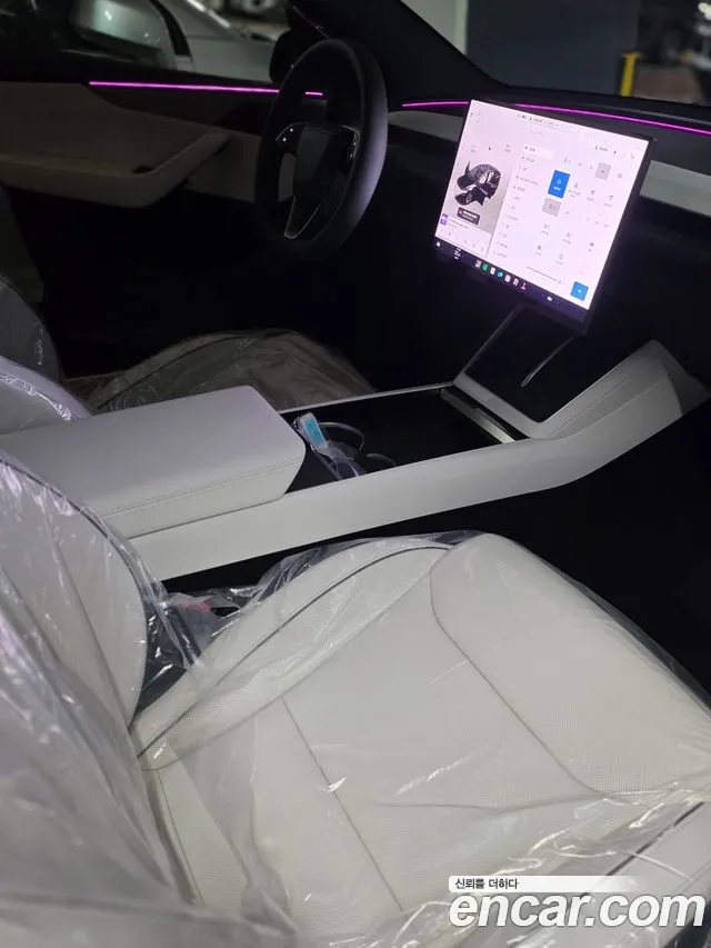 Tesla Model Y — Фото автомобиля 7