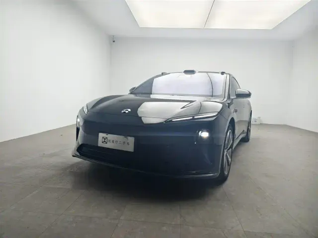 Фотография автомобиля — Nio ET5 Touring