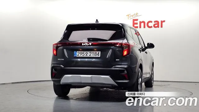 Kia Seltos — Фото автомобиля 4