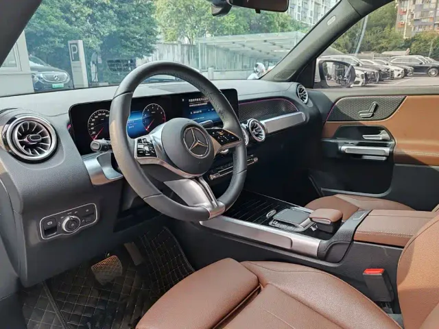 Mercedes-Benz GLB-Class — Фото автомобиля 13