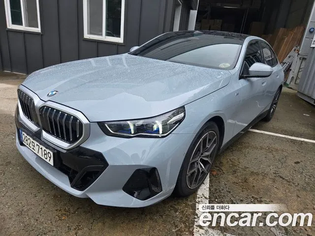 BMW 5-Series — Фото автомобиля 2