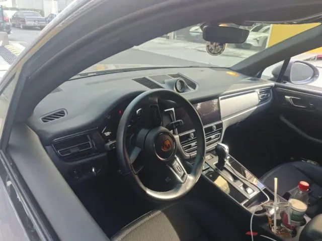 Porsche Macan — Фото автомобиля 3