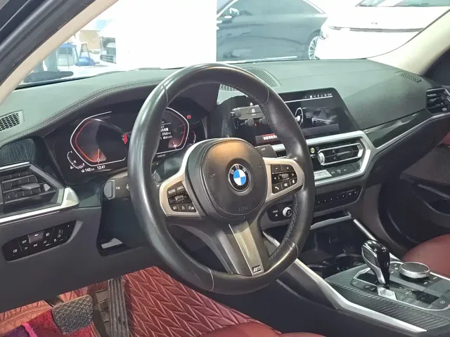 BMW 3 Series — Фото автомобиля 9