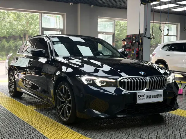 BMW 3 Series — Фото автомобиля 3