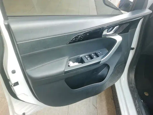 Changan Benben E-Star — Фото автомобиля 7