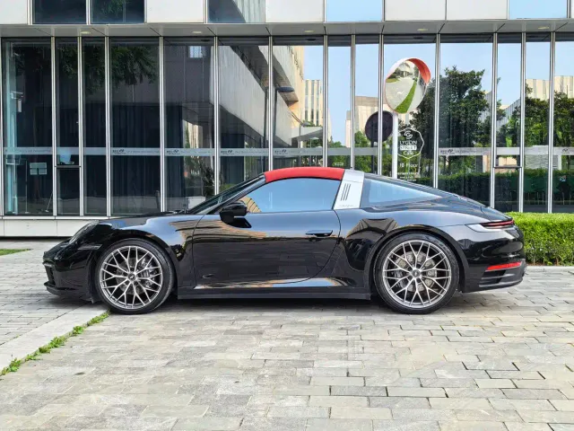 Porsche 911 — Фото автомобиля 7