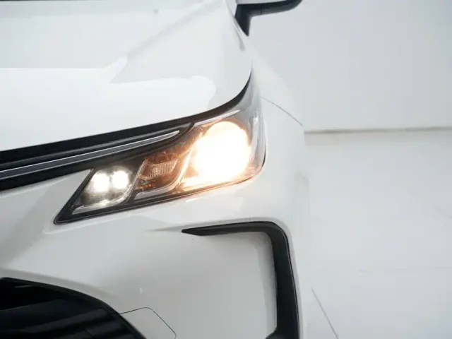 Toyota Corolla — Фото автомобиля 10